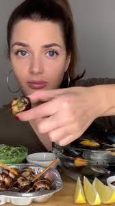 cr:MARY ROM (yt) #мукбангроссия #мукбангвидео #улитки #вкусныеулитки  #улиткивдуховке #вкуссвил #морепродукты #мидии #еда #еданавидео #вреки  #рекомендації
