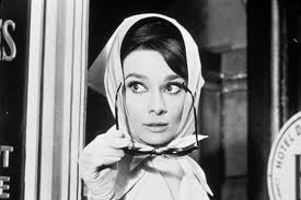 Laulavien sadepisarojen ohjaaja Stanley Donen