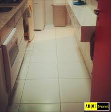Blog De Decoracao Arquitrecos Minha Cozinha Adeus Piso Branco Bem Vindo Piso Vinilico Tudo Por R 222 50 » serviços » pisos em réguas » piso vínilico em régua auto adesivo residencial. adeus piso branco