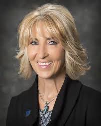 Barbara Schewe's Instagram, Twitter & Facebook