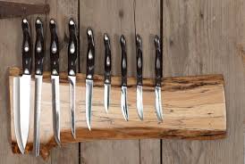 Nous Avons Ici Un Vraiment Unique Sans Support De Couteau 2 Bord Comme Live Aimants Caches Sont Places E Design De Cuisine Rustique Porte Couteau Couteau Bois