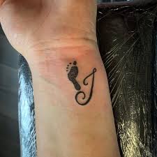 See more ideas about tattoos for daughters, baby tattoos, mommy tattoos. 75 Cute Baby Footprint Tattoos For Appreciative Parents