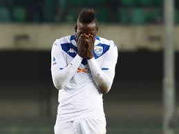 De voetbalspelers van het italiaanse elftal worden al gevaccineerd in voorbereiding op het ek. Oerwoudgeluiden En Pop Aan Galg Racisme In Italiaans Voetbal Blijft Probleem Nos
