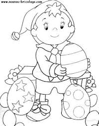 Il porte toujours un bonnet bleu surmonté d'un grelot qui sonne quand sa tête bouge et un éternel foulard. Coloriage A Imprimer Oui Oui Voiture