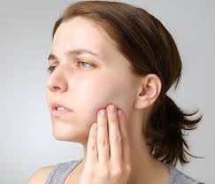 How to Use Clove Oil for Gums: Mouthwash & Remedies