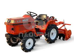 Kubota B1-14 Tractor