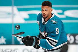 Kane was selected fourth overall in the first round of the 2009 nhl entry draft by the atlanta thrashers. M0ekakfyog Jfm