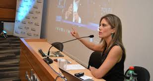 Además es columnista en ciper chile. Monica Rincon Detallo Como Enfrento En Tv Acusaciones De Violencia Contra Su Hermano Tv Y Espectaculo Biobiochile