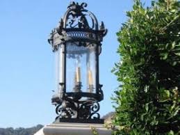 These minimalist style garden lights give a modern look to a classic light. High Quality Outdoor Column Mount Lighting