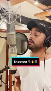 Haciendo el mero shootout… 🔥🎛 ¿Con cuál se quedan? 🤨 1. Neumann TLM...