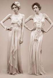 Abito da sposa art déco anni '20 stile anni '30 abito da sposa in argento pesantemente perline. Abiti Da Sposa Anni 30 Stile Retro Con Gran Classe Foto Nanopress Donna