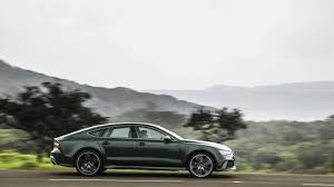 Veröffentlicht unter pedal pumping | verschlagwortet mit aufheulen, aufröhren, freche göre, motor, motorengeräusche, olga, pedal pumping, pedale na, habt ihr sie bereits erkannt? Audi Rs7 Performance First Drive Review Ct Cartrade