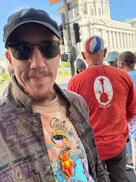 Thanks to Mike Garvey for the Slow Soulful Minor Blues in Gm. Been enjoying  playing along