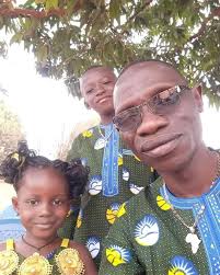 Le comédien Siriki et ses enfants ❤️