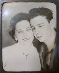 Jolene Honeycutt's Instagram, Twitter & Facebook