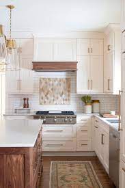 70 White Cabinets With White Countertop Going Out Of Style Kitchen Cabinet Design Beige Kitchen Kitchen Renovation