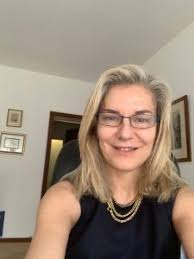 Elena Basile anteprima. In famiglia