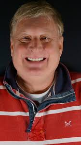 A true ten years younger transformation here at @absolutedentalcentre  Carefully designed and planned meticulously by @dr_deiniol_pj #devondentist  #veneers #southdevondentist #kingsbridge #salcombe ...