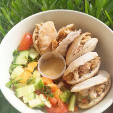 Mini Shawarma Small Pita Bread Filled With Homemade Chicken Shawarma Brought Some Summer Vibes Today T Marinated Chicken Shawarma Chicken Shawarma