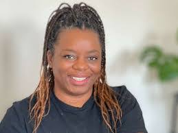 Krystal Noble's Instagram, Twitter & Facebook