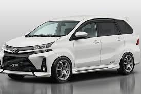 Jok, stiker, ceper, body, sound system dan audio. Toyota Veloz 2019 Bergaya Simpel Racing Pakai Pelek Ssr Type C Gridoto Com