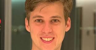 Get a Grip", el libro que ayudó a organizar a Sirena.app para crecer 3X,  con Julian Bender.