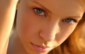 Alaina Fox's Instagram, Twitter & Facebook