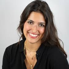 Eu e minha colega Thaís Cancian realizamos nossa banca de TCC no dia  05/11/2020, que coincidentemente era Dia do Designer.