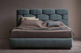 Il letto mandarine sommier flou in tessuto ti sta aspettando per completare ottimamente una zona mandarine è un letto della nuova collezione flou, ideato dai designer emanuela garbin e mario. Letti Matrimoniali Design Mobili Mariani