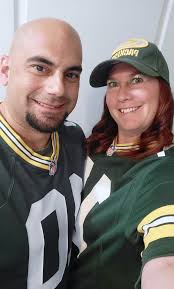 Best place to tailgate for packers game?