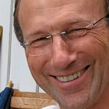 Richard Hyndman's Instagram, Twitter & Facebook