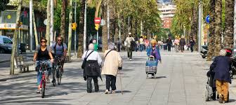 Barcelone est une ville où la culture est omniprésente. Zones A Acces Restreint Rue De L Avenir