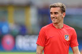 One of the very best football players in the world going for low maintenances, antoine griezmann donned the traditional latest taper fade haircuts. 40 Superstar Soccer Player Haircuts You Can Copy Soccer Players Haircuts Griezmann Antoine Griezmann