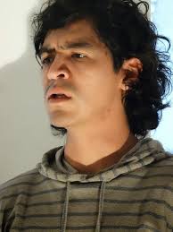 MICROTEATRO POR TUS MUERTOS PARTE 2 — ENTRETENIA