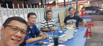 Celebrating Mr Maniam's 86th Birthday. Flanked by Mrs Maggie Chan & Miss  Yvonne Seah and surrounded by track & field athletes representing cohorts  of 72 74 75 76 77 78 79. Blessed