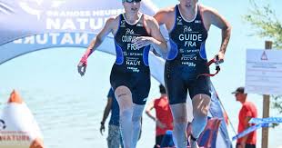 Photo Triathlon - Coupe du monde de para-triathlon. Les para-triathlètes ...