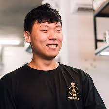 Elvin Park's Instagram, Twitter & Facebook