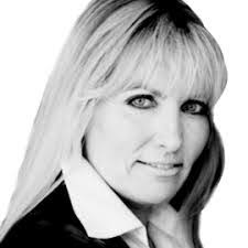 Laurel Wood's Instagram, Twitter & Facebook