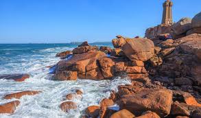 The region of bretagne has the number 53 and is divided into 4 departments, 15 districts, 201 townships and 1270 municipalities. Top 25 De Mooiste Bezienswaardigheden Van Bretagne