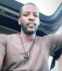 Every girl deserves a dad that will love her unconditionally. Every dad  needs a daughter he can spoil" Perfect shirt for a dad like me #girldad