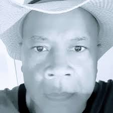 Dunblane survivors send a powerful message of support to Parkland school  shooting students. bbc.in/2tNWmBC