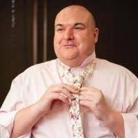 20+ "Elliott M." profiles