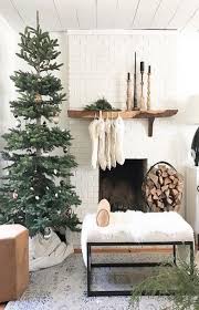 15 Beautiful Minimalist Holiday Decor Ideas Simply Sabrina Atlanta Blogger Minimalist Holiday Decor Minimalist Christmas Decor Christmas Home