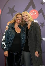 Es wurden noch keine alternativen namen festgelegt. Lisa Azuelos Sandrine Kiberlain Pour Le Film Mon Bebe 22eme Festival International Du Film De Comedie De L Alpe D Huez Le 16 Janvier 2019 C Dominique Jacovi Purepeople