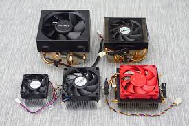 The 2600x ships with a wraith spire cooler and is priced reasonably at an expected $250. The Amd Coolers Battle Of The Cpu Stock Coolers 7x Intel Vs 5x Amd Plus An Evo 212