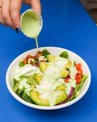 Somewhere between “I want something fresh” and “I need Tacodeli” 🥑 Our Ensalada  Aguacate brings it all together. We top a bowl of crisp romaine with a  whole avocado (you read that