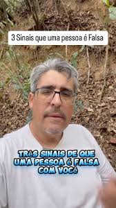 3 Sinais que uma pessoa é falsa com você.  #relacionamento#comportamento#falsidade