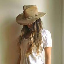 Minnetonka Leather Hat Bohemian Wide Brim Tan Light Brown Etsy Brown Leather Hat Leather Hats Outfits With Hats