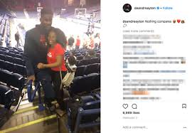 Nico mannion is a basketball player who plays for italian national team. Nba Star Deandre Ayton S Dog Bites Side Chick The Dog S Loyal To His Main Graphic Monkey Viral