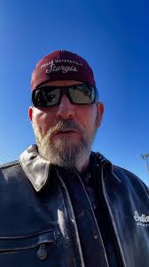 Good turnout for our IMRG Flood run ride. Thank you to Nicole Lockwood and  Lloyd Greer of Twin Cities Indian Motorcycle for our meeting point and all  the bottle water they gave